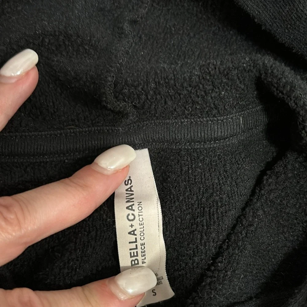Black Drake Power Yoga Canada Hoodie - Picture 3 of 3